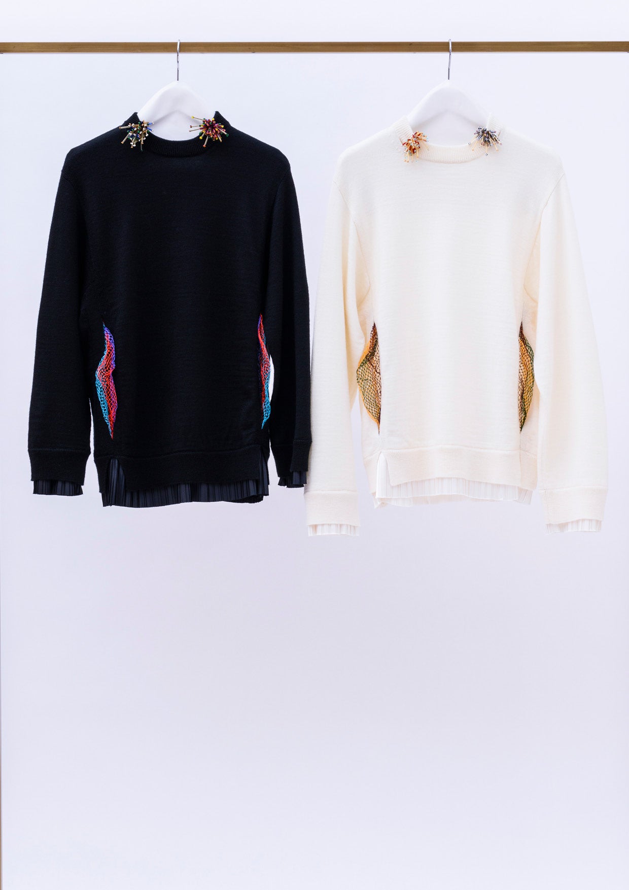 Beads motif / Mesh Lace Combination Knit