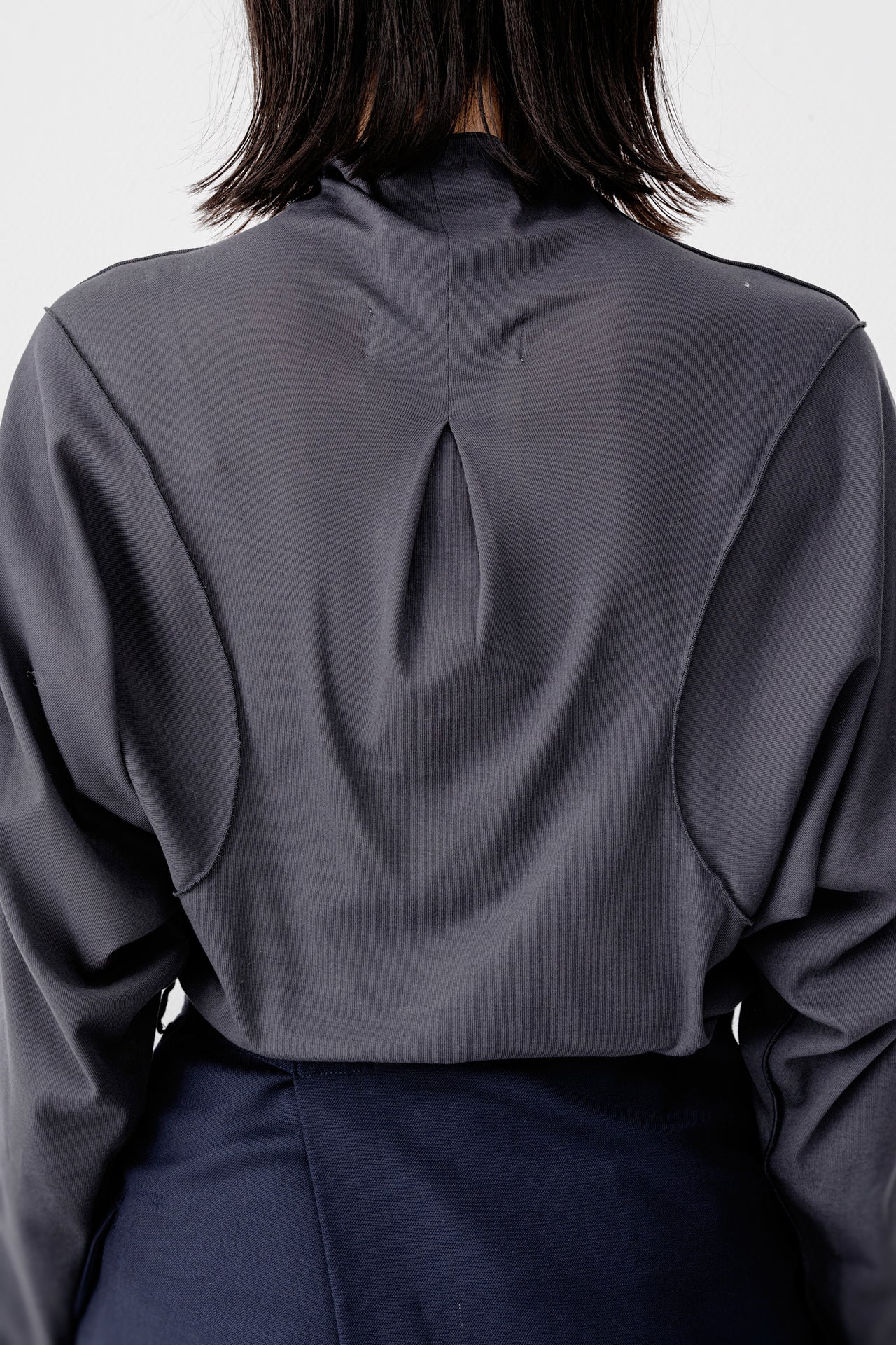 PLAIN HIGH NECK TOP